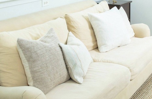 Southport Cottage | Charming Cottage near downtown Southport