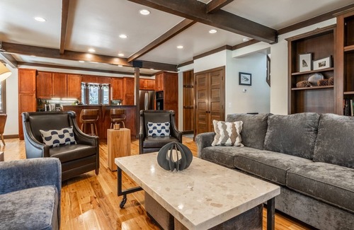 Homewood Cottage | Charming Cottage on Forested Lot With Community Firepit; Near Ski Resort