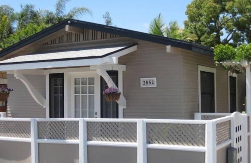 North Park Cottage | Charming Cottage W/ Garden is Idyllic Retreat in Urban Setting