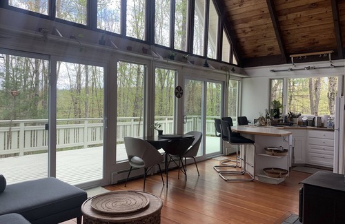 Egremont Cottage | Charming Cottage w/Sauna, close to hiking trails, ski lodges & Great Barrington