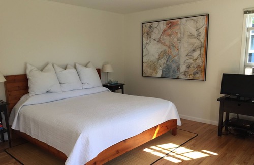 Bridgehampton Cottage | Charming cottage with private pool near village. The perfect Hamptons escape.
