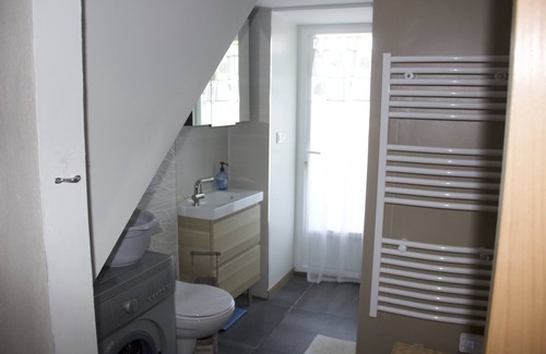 Poulgoazec House | Charming cottage with sea view