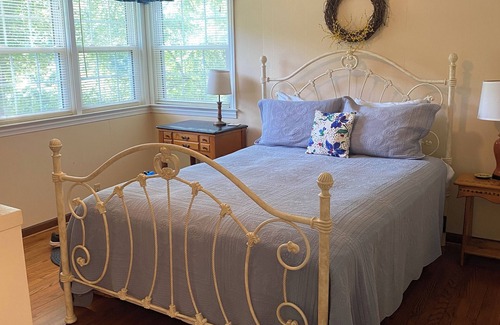 Elizabethton Other | Charming Country Home In the Applachian Mountains of Northest Tennessee.