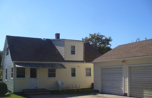 Cutchogue House | Charming Country Home, Minutes to Sandy beaches, in the Heart of Wine Country