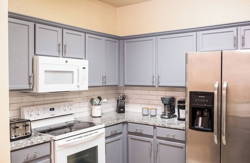 South Arlington House | Charming Cozy 3-bedroom 2-bath house near the AT&T Stadium in Arlington