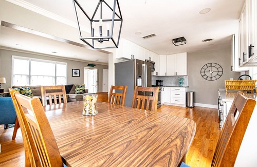University District House | Charming, cozy, convenient Memphis gem
