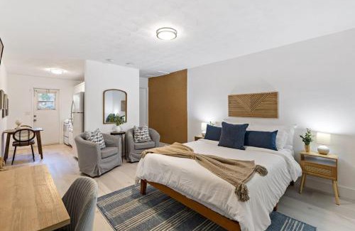 Lake Ridge Apartment | Charming cozy studio @ Lake Ridge