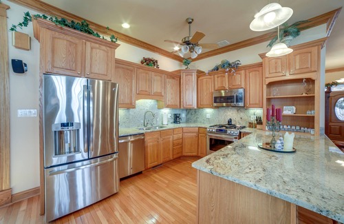 Leroy House | Charming Crete Home w/Hot Tub, Deck & Fire Pit
