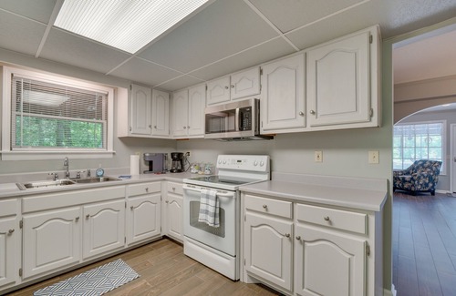 Crossville - Harriman Apartment | Charming Crossville Apt < 10 Mi to Golf Courses!