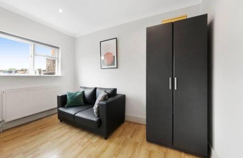 Tollington Apartment | Charming Crouch Hill by MoreThanStays