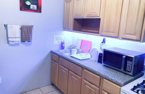 Ocean Hill House | Charming delightful Brooklyn with WiFi, AC