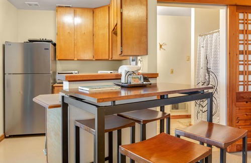 Coupeville House | Charming dog-friendly retreat near beach with hot tub & large yard