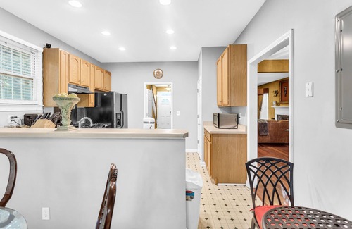 Peoplestown House | Charming dog-friendly home with balcony, central AC, & washer/dryer