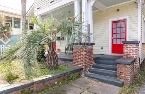 Westside Apartment | Charming Downtown Studio with Modern Amenities