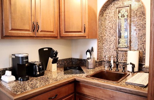 Traverse City House | Charming Downtown Victorian: Studio