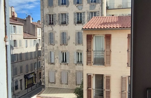 Le Camas Apartment | CHARMING DUPLEX IN THE HEART OF CAMAS