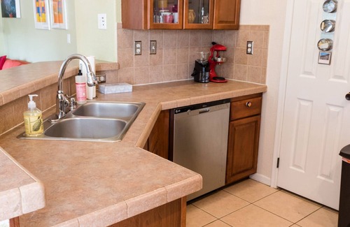 Chestnut House | Charming Eastside Home Near UT, Downtown, Capitol, St. Davids, Dell Children's