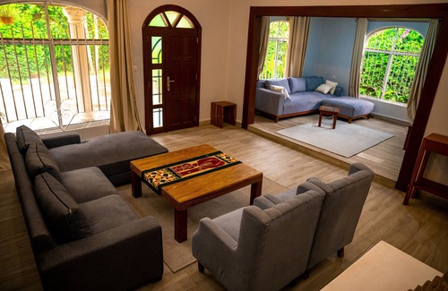 Arusha Hotel | CHARMING ECO-HOMESTAY NEAR KILIMANJARO