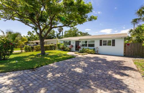 Hunt Club Villa | Charming ENTIRE HOME 6p Jacuzzi, garden & parking - WEST PALM BEACH
