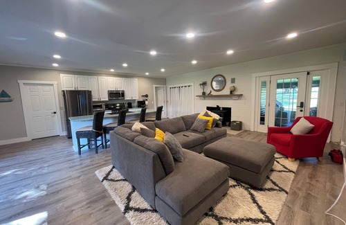 Spring City House | Charming Family and Fisherman Paradise!