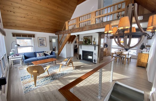 Stowe Area House | CHARMING FAMILY CHALET w/Great Location, Outdoor Hot tub on Edson Hill
