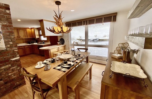 Stowe Area House | CHARMING FAMILY CHALET w/Great Location, Outdoor Hot tub on Edson Hill