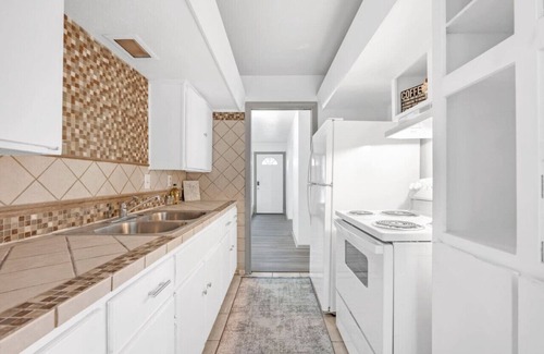 Oak Cliff House | Charming Family Home