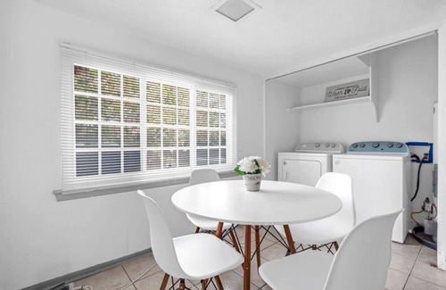 Oak Cliff House | Charming Family Home