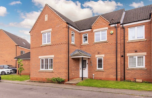 Bingham House | Charming Family Retreat - 3 Bed Home in Bingham