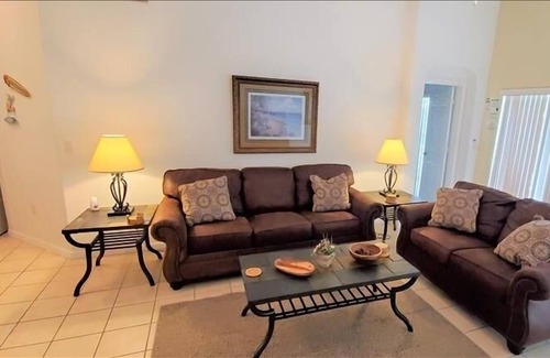 Marbella House | Charming Family Villa in Marbella Davenport 4BR 2BA Gameroom by RedAwning