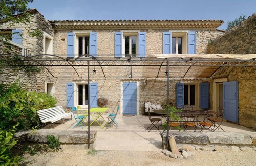 Dauphin House | Charming farmhouse in Provence, large capacity
