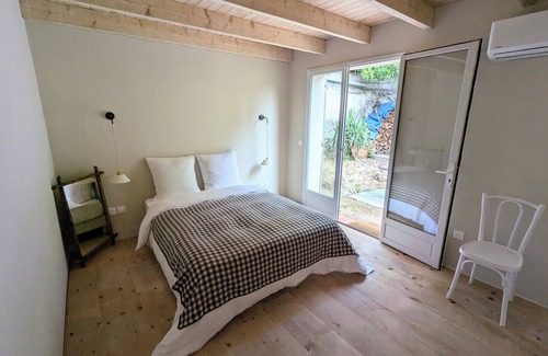 Quartier des Espesses Other | Charming farmhouse -Pool - 3 bedrooms - air conditioning