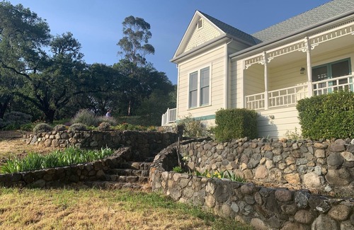 Geyserville Other | Charming Farmhouse in the heart of Alexander Valley