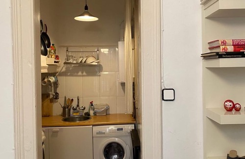 El Born Apartment | Charming Flat in the Bohemian Born neighborhood