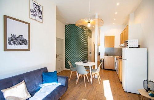 Noailles Apartment | Charming Flat Near The Old Port