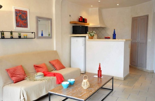 Lecci Apartment | Charming flat with view on the lagoon