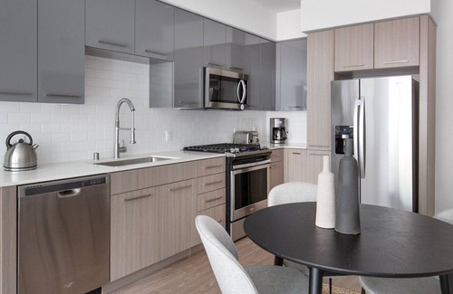 Fremont Apartment | Charming Fremont 1BR w/ Pool, Gym, W/D, BBQ, walk to BART, by Blueground