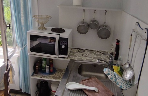 Loches Apartment | Charming furnished studio in the medieval citadel