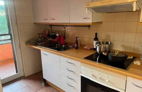 Castelo Apartment | *Charming Gallery Apartment with Golf Course & Beach Views*