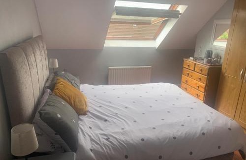 Newry House | Charming getaway in Newry centre