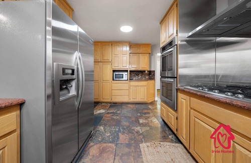 Northeast Heights House | Charming Grande Oasis Heated Pool- An Irvie Home
