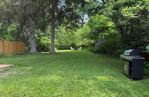 Middle Hope Cottage | Charming & Great Location!