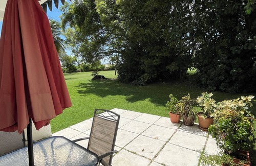 Worthing Apartment | Charming Ground-Floor Studio in South Coast Barbados