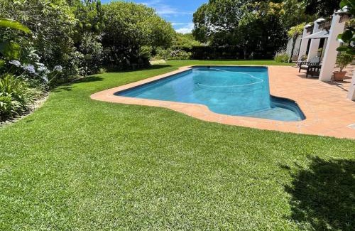 Constantia Apartment | Charming Guest Suite in the Constantia Wine Valley