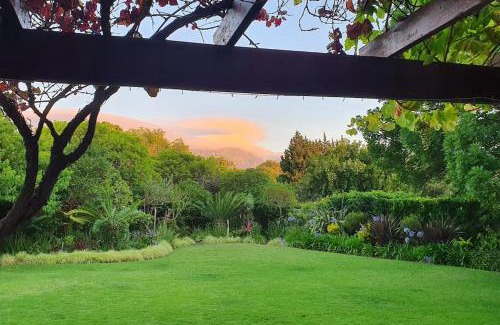 Constantia Apartment | Charming Guest Suite in the Constantia Wine Valley