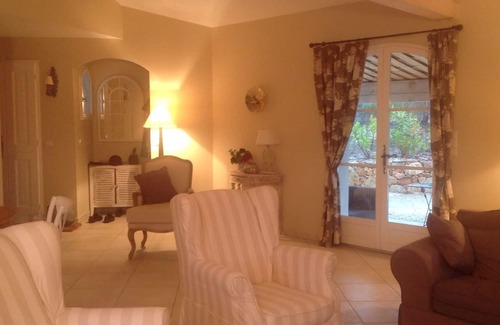 Le Cannet-des-Maures Villa | Charming house in the coasts of Provence