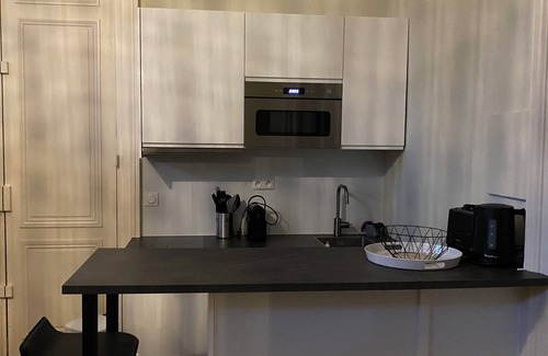 Saint Seurin - Fondaudege Apartment | Charming Haussmann apartment in a beautiful town house