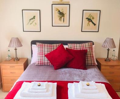 Lincoln Apartment | Charming Hen Cottage Countryside Retreat Lincoln