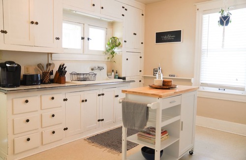 Bonnycastle House | Charming Highlands Apartment: Heart of Louisville