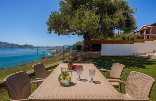 Akrotiri House | Charming hillside house, two bedrooms, pool, stunning sea view, true hidden gem